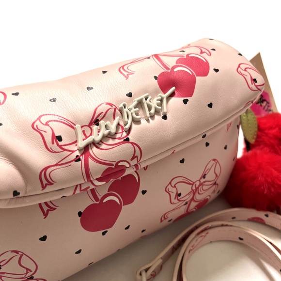 NWT Original BETSEY JOHNSON Cherries Shoulder / Crossbody Bag Pink Furry Charm - Picture 4 of 8